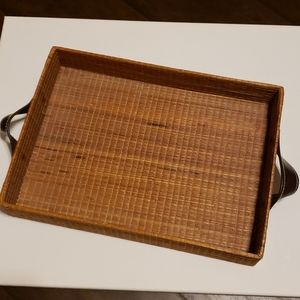 Serving tray